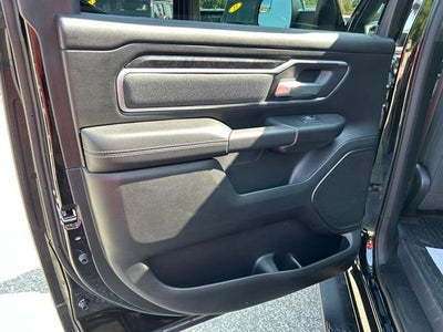 2022 RAM 1500 Big Horn Crew Cab 4x4 6'4' Box