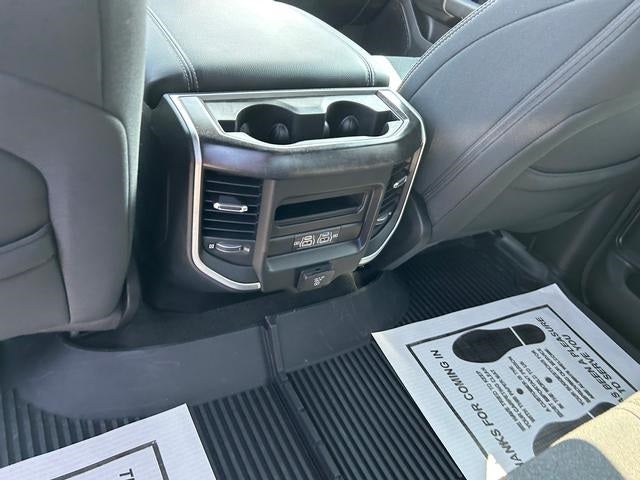 2022 RAM 1500 Big Horn Crew Cab 4x4 6'4' Box