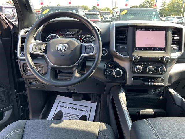 2022 RAM 1500 Big Horn Crew Cab 4x4 6'4' Box