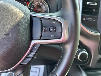 2022 RAM 1500 Big Horn Crew Cab 4x4 6'4' Box