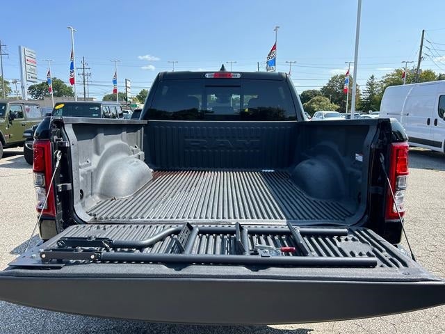 2022 RAM 1500 Big Horn Crew Cab 4x4 6'4' Box