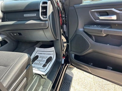 2022 RAM 1500 Big Horn Crew Cab 4x4 6'4' Box