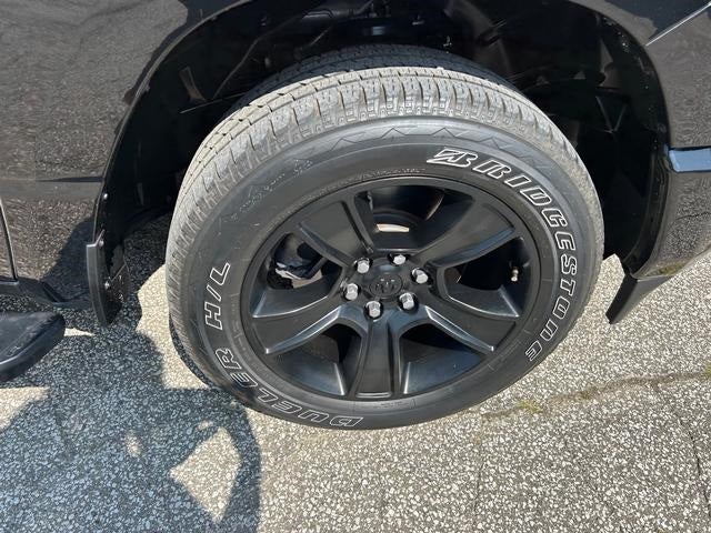 2022 RAM 1500 Big Horn Crew Cab 4x4 6'4' Box