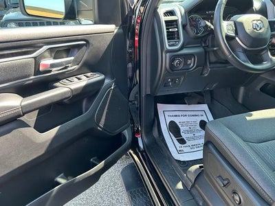 2022 RAM 1500 Big Horn Crew Cab 4x4 6'4' Box
