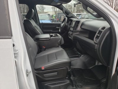 2023 RAM 1500 Tradesman Crew Cab 4x4 6'4' Box