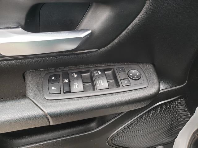 2023 RAM 1500 Tradesman Crew Cab 4x4 6'4' Box