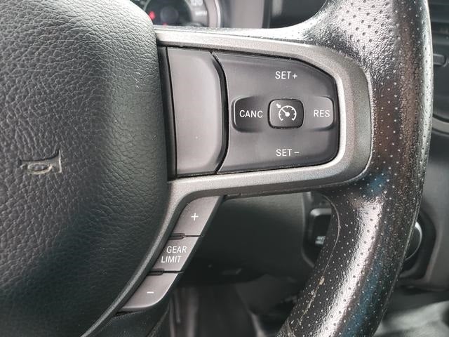 2023 RAM 1500 Tradesman Crew Cab 4x4 6'4' Box