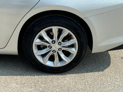 2022 Chevrolet Malibu FWD LT