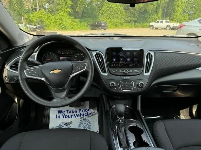 2022 Chevrolet Malibu FWD LT