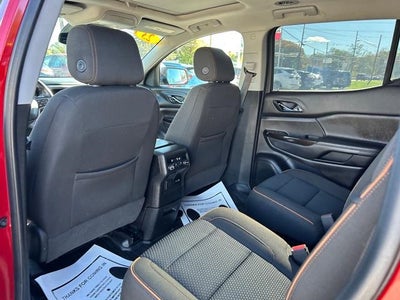 2023 GMC Acadia AWD AT4