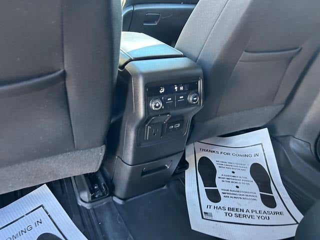 2023 GMC Acadia AWD AT4