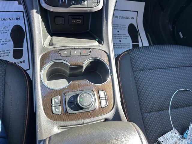 2023 GMC Acadia AWD AT4