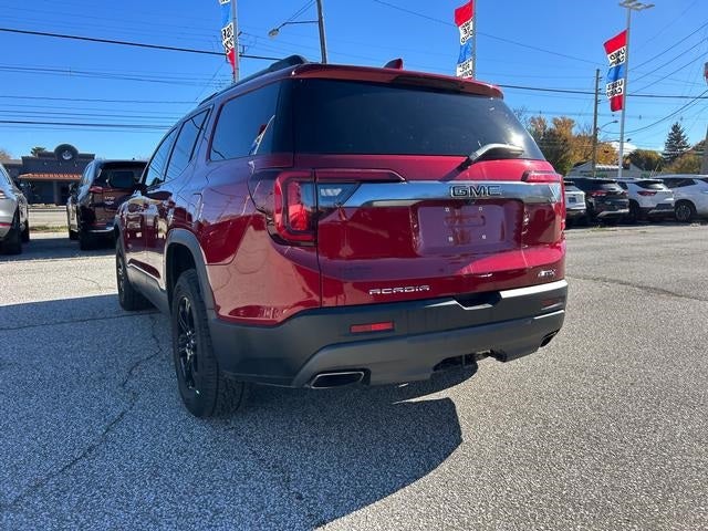 2023 GMC Acadia AWD AT4