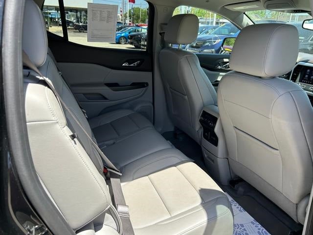 2023 GMC Acadia AWD SLT