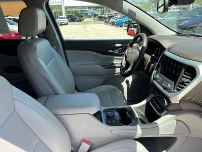 2023 GMC Acadia AWD SLT