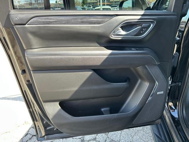 2023 GMC Yukon XL 4WD SLT