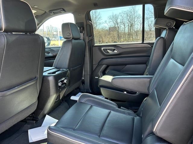 2023 GMC Yukon XL 4WD SLT