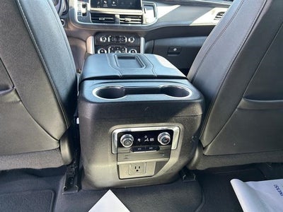 2023 GMC Yukon XL 4WD SLT