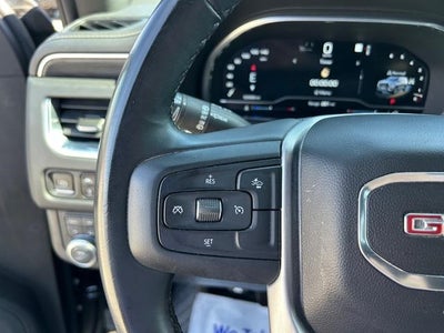 2023 GMC Yukon XL 4WD SLT