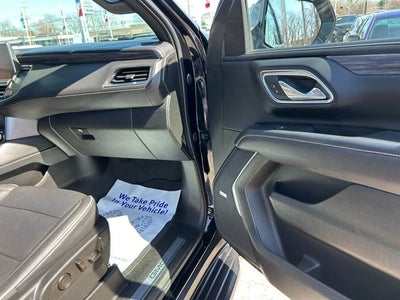 2023 GMC Yukon XL 4WD SLT