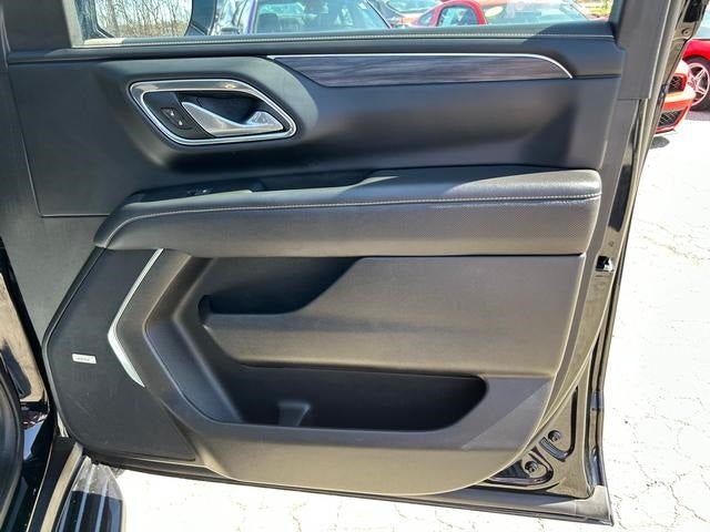 2023 GMC Yukon XL 4WD SLT