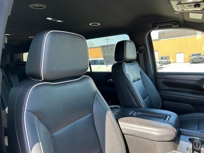 2023 GMC Yukon XL 4WD SLT