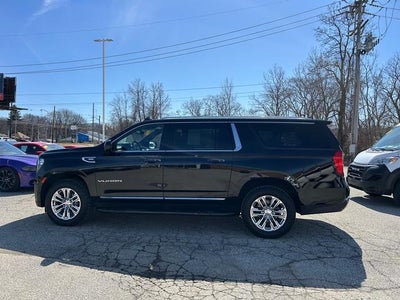 2023 GMC Yukon XL 4WD SLT