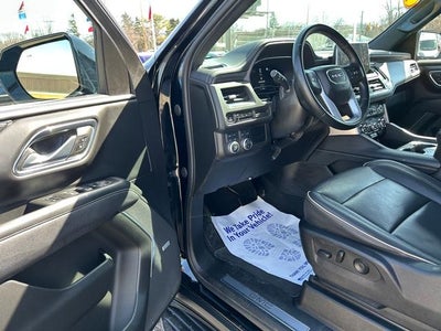 2023 GMC Yukon XL 4WD SLT