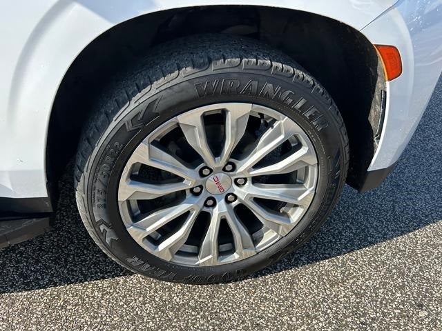 2023 GMC Yukon XL 4WD Denali