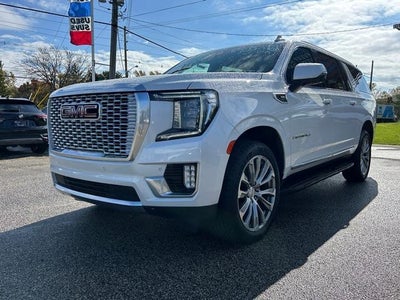 2023 GMC Yukon XL 4WD Denali