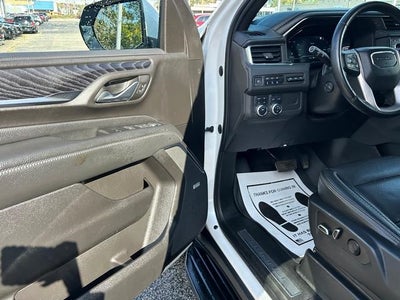 2023 GMC Yukon XL 4WD Denali