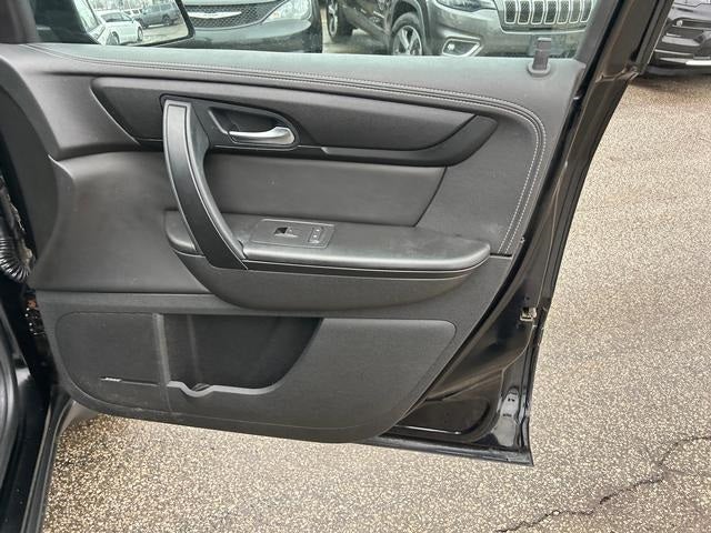 2017 Chevrolet Traverse 2LT