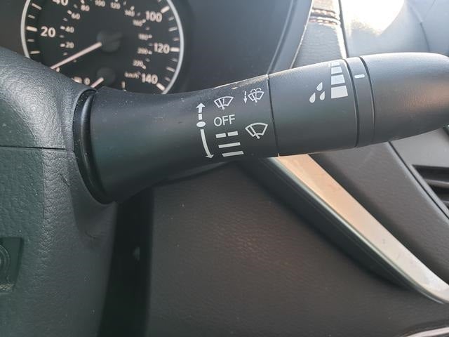 2022 Nissan Altima SR FWD