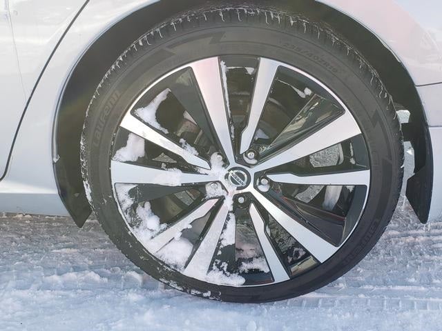 2022 Nissan Altima SR FWD