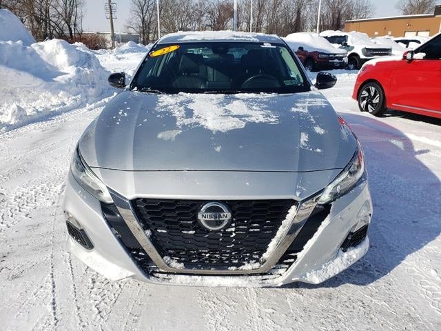 2022 Nissan Altima SR FWD