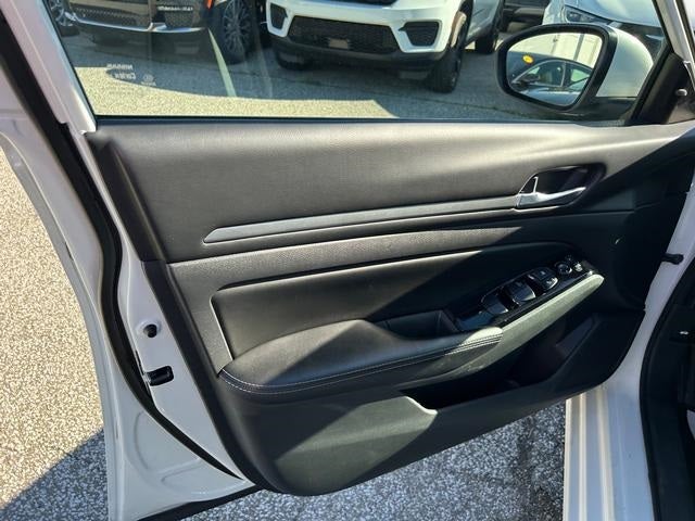 2023 Nissan Altima SV FWD