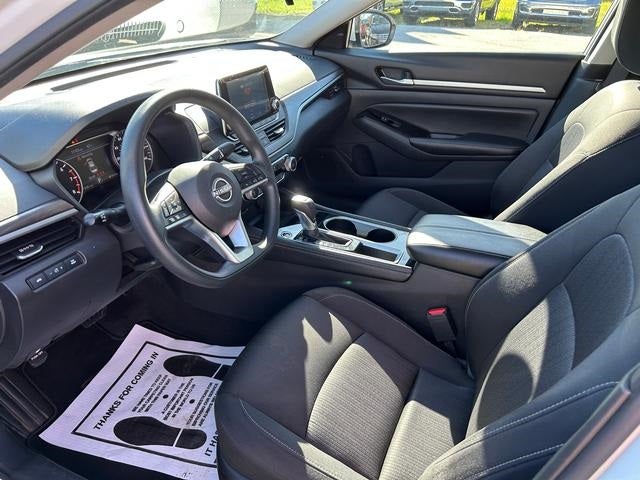2023 Nissan Altima SV FWD