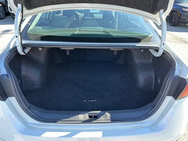 2023 Nissan Altima SV FWD