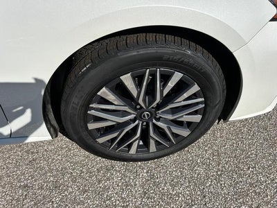 2023 Nissan Altima SV FWD