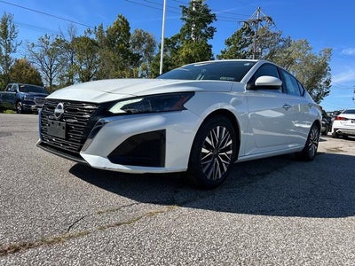 2023 Nissan Altima SV FWD