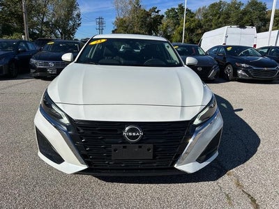 2023 Nissan Altima SV FWD