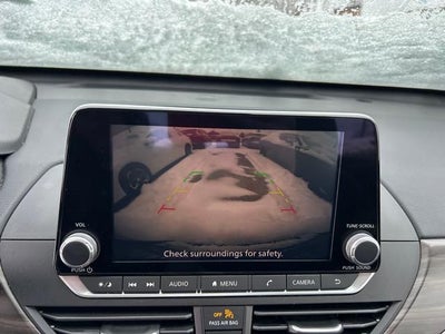 2023 Nissan Altima SV FWD