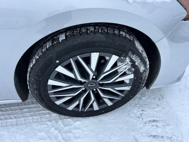 2023 Nissan Altima SV FWD