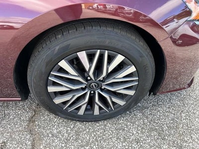 2023 Nissan Altima SV FWD