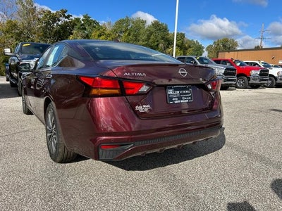 2023 Nissan Altima SV FWD