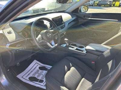 2023 Nissan Altima SV FWD