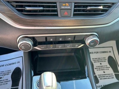 2023 Nissan Altima SV FWD