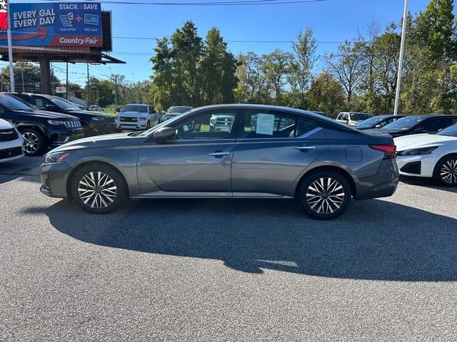 2023 Nissan Altima SV FWD