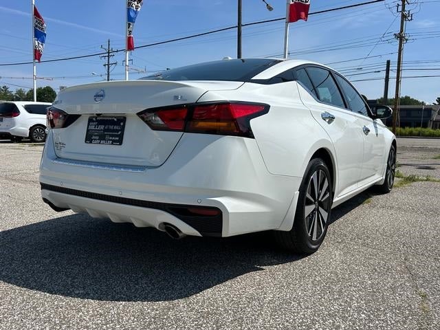 2022 Nissan Altima SL FWD