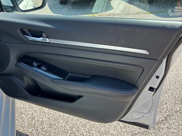 2022 Nissan Altima SL FWD